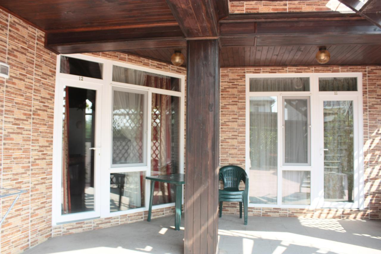 Akvitaniya Mini-Hotel Затока Екстер'єр фото