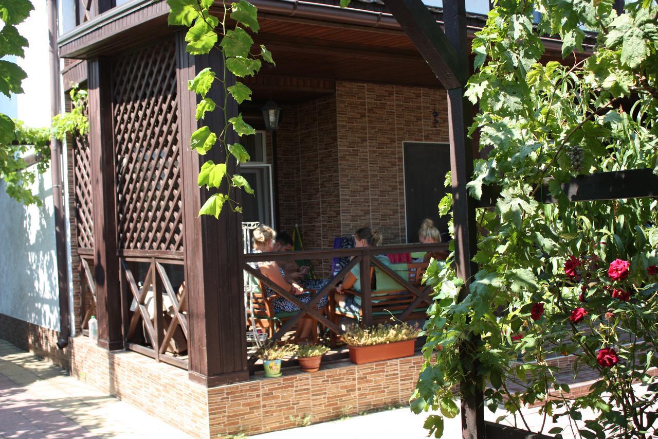 Akvitaniya Mini-Hotel Затока Екстер'єр фото
