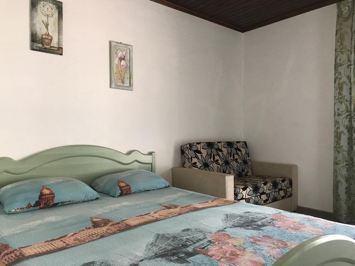 Akvitaniya Mini-Hotel Затока Екстер'єр фото